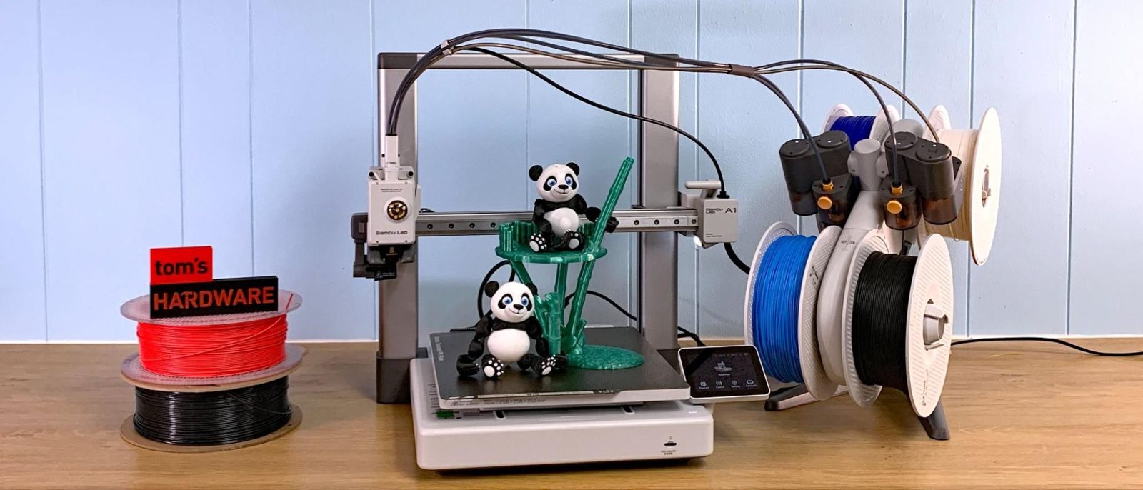 Bambu Lab A1 или A1 mini: чем отличаются и какой выбрать